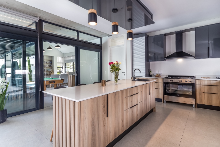 6 Bedroom Property for Sale in Pearl Valley at Val de Vie Western Cape